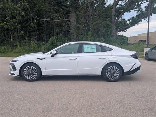 2025 Hyundai SONATA Hybrid Limited
