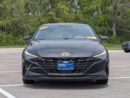 Phantom Black 2023 Hyundai ELANTRA SEL