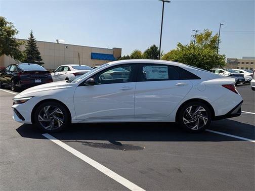 2025 Hyundai ELANTRA HEV SEL Sport