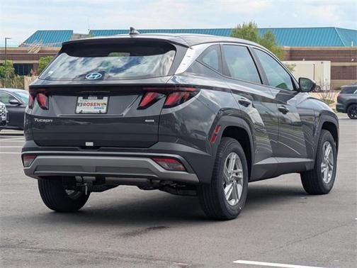 2025 Hyundai TUCSON SE