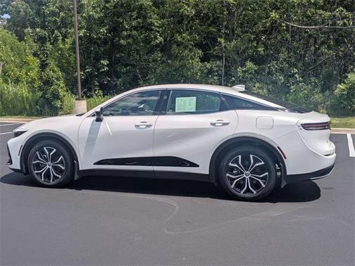 2023 Toyota Crown XLE