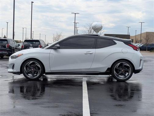 2020 Hyundai Veloster Base