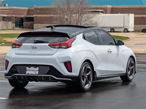 2020 Hyundai Veloster Base