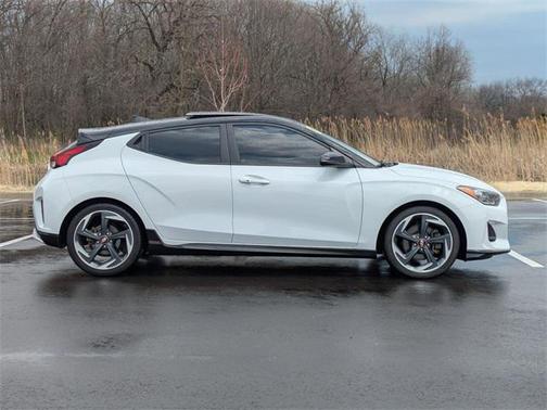 2020 Hyundai Veloster Base