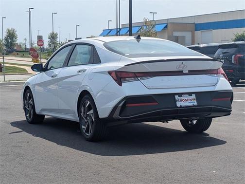 2025 Hyundai ELANTRA Sport