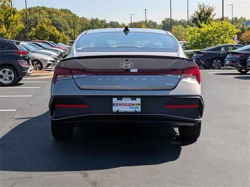2025 Hyundai ELANTRA HEV SEL Sport