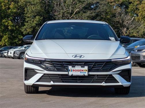 2025 Hyundai ELANTRA HEV SEL Sport