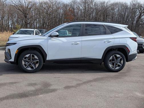 Creamy White Pearl 2026 Hyundai TUCSON Hybrid SEL