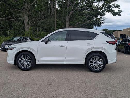 2024 Mazda CX-5 Signature