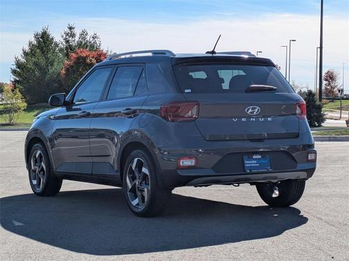 2025 Hyundai VENUE Limited