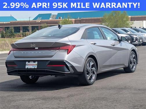 2025 Hyundai ELANTRA SEL