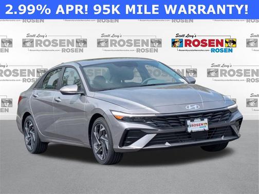 2025 Hyundai ELANTRA SEL