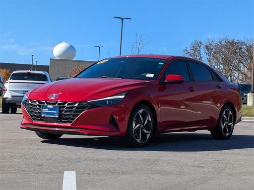 2023 Hyundai ELANTRA SEL
