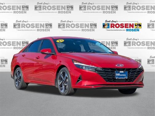 2023 Hyundai ELANTRA SEL