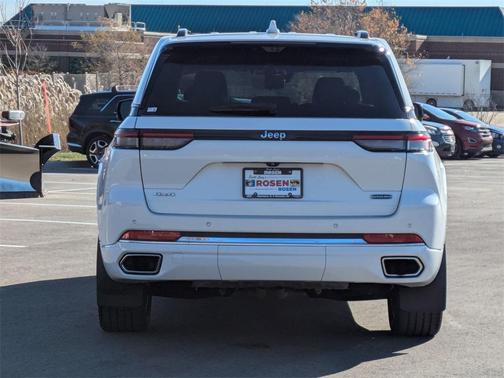2022 Jeep Grand Cherokee Overland