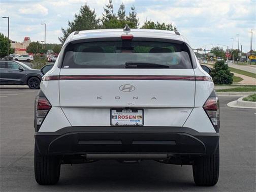 2025 Hyundai KONA SE