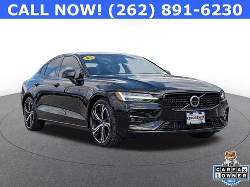Black Stone 2023 Volvo S60 B5 Ultimate Dark Theme