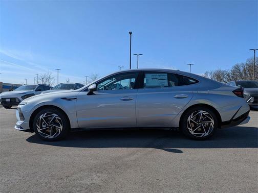 2026 Hyundai SONATA SEL