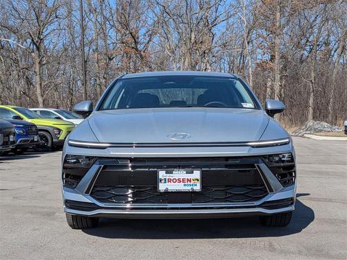 2026 Hyundai SONATA SEL