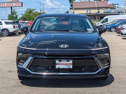 2024 Hyundai SONATA Hybrid SE
