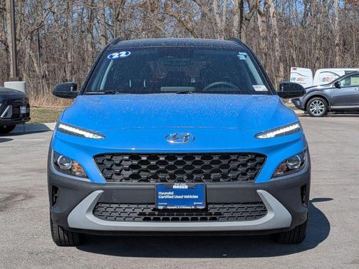 2022 Hyundai KONA SEL