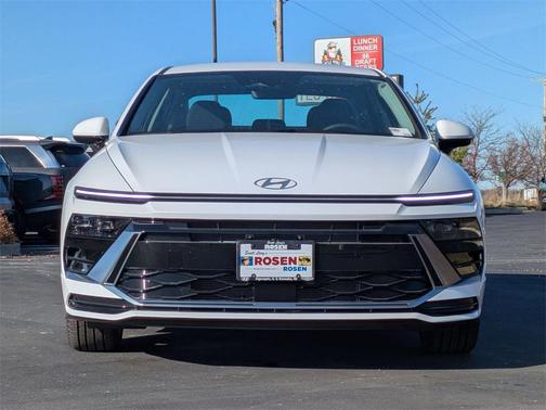 2026 Hyundai SONATA SEL