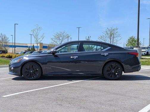 Storm Blue Metallic 2019 Nissan Altima 2.5 SL