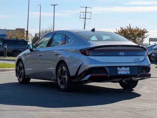 2026 Hyundai SONATA SEL