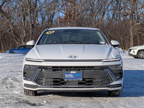 2025 Hyundai SONATA SE