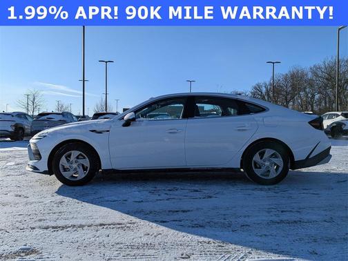 2025 Hyundai SONATA SE