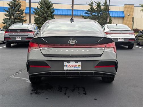 2025 Hyundai ELANTRA Sport