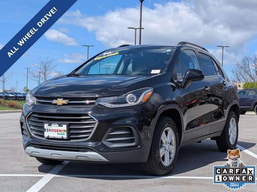 Mosaic Black Metallic 2020 Chevrolet Trax LT
