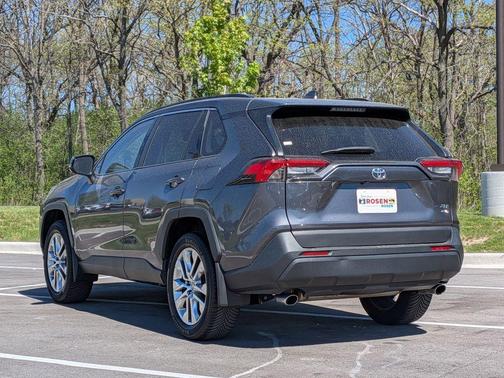 Magnetic Gray Metallic 2021 Toyota RAV4 XLE Premium