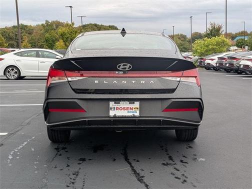 2025 Hyundai ELANTRA Sport