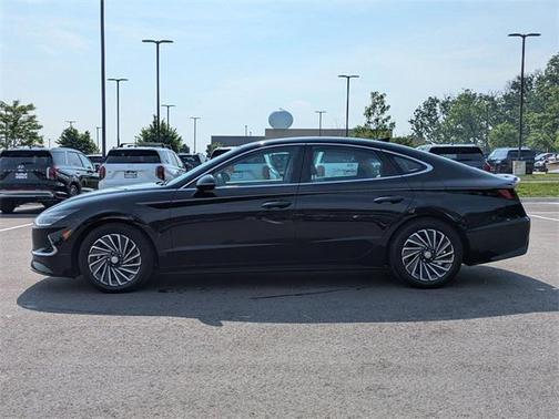 2023 Hyundai SONATA Hybrid Limited