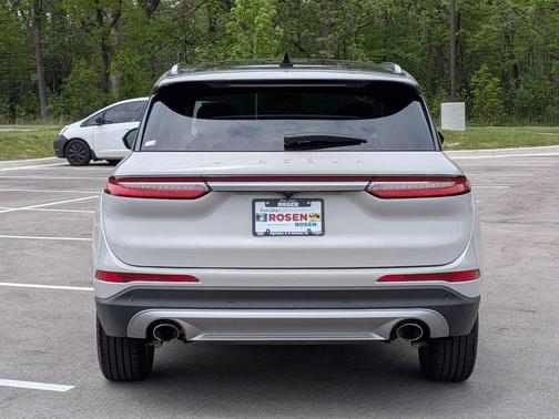 Pearl Metallic 2022 Lincoln Corsair Reserve