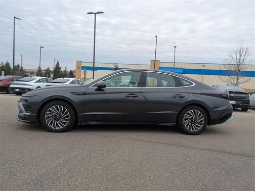 2024 Hyundai SONATA Hybrid Limited