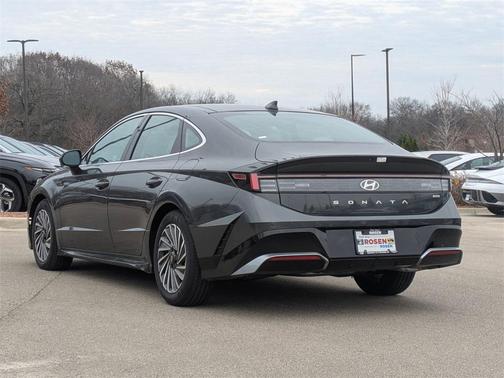 2024 Hyundai SONATA Hybrid Limited