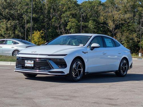 2026 Hyundai SONATA SEL