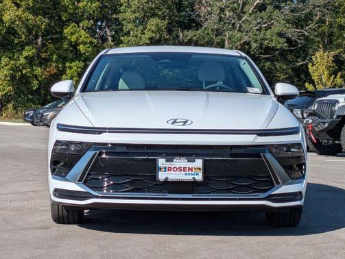 2026 Hyundai SONATA SEL
