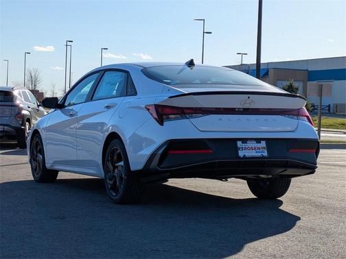 2026 Hyundai ELANTRA Sport