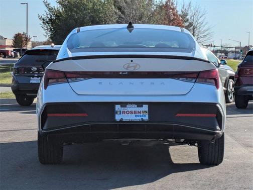 2026 Hyundai ELANTRA Sport