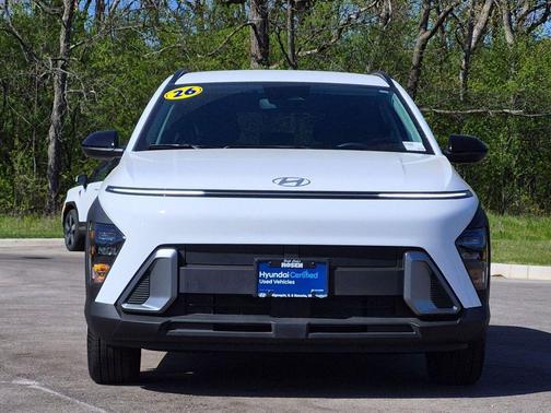 Atlas White 2026 Hyundai KONA SEL Sport