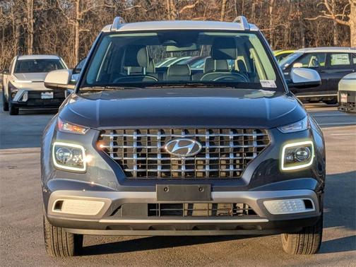 2024 Hyundai VENUE Limited