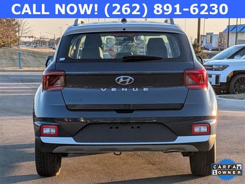 2024 Hyundai VENUE Limited