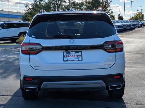 2023 Honda Pilot AWD Elite
