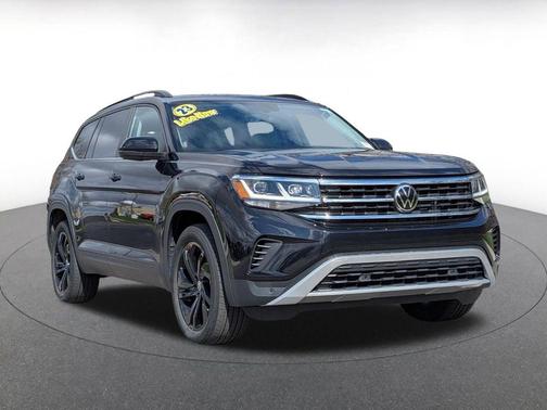 2023 Volkswagen Atlas 3.6L SE w/Technology