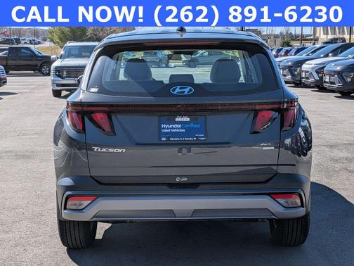 2025 Hyundai TUCSON SE