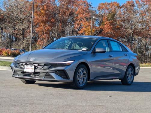 Fluid Metal 2026 Hyundai ELANTRA HEV Blue