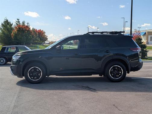 2023 Nissan Pathfinder Rock Creek 4WD